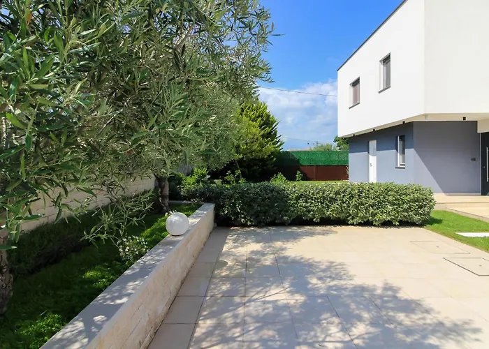 Modern Nerina With Private Pool Near * Pula