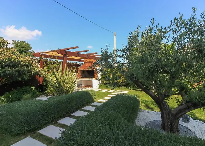 Vila Modern Nerina With Private Pool Near *