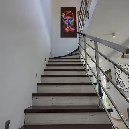 Modern Nerina With Private Pool Near Villa