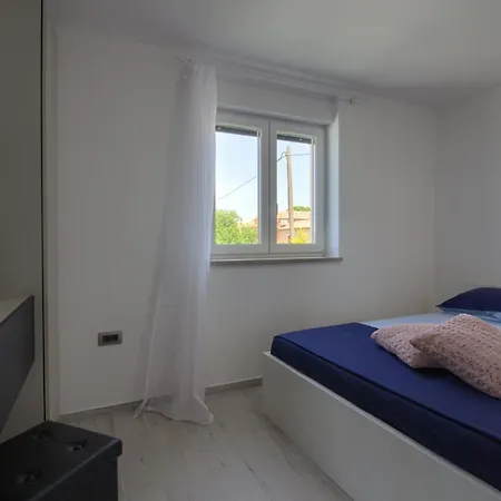 Modern Nerina With Private Pool Near * プーラ